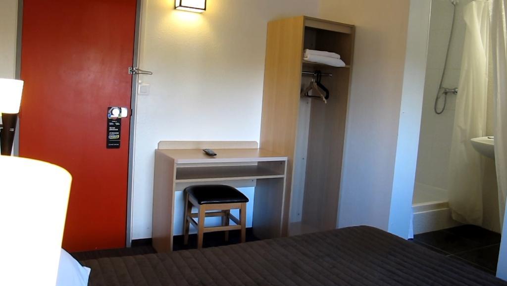 Hotel Class'Eco Courcouronnes Luaran gambar