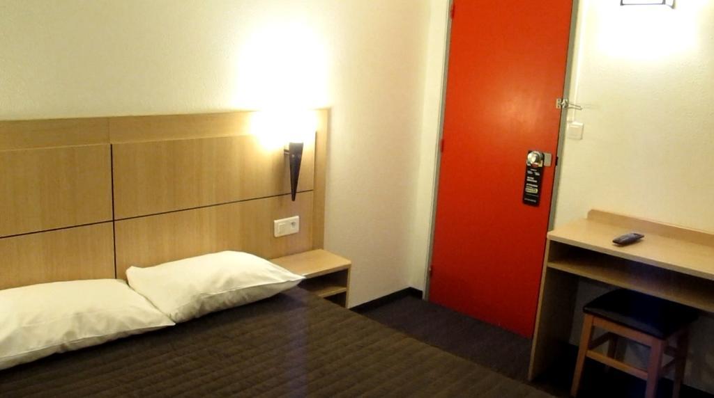 Hotel Class'Eco Courcouronnes Luaran gambar